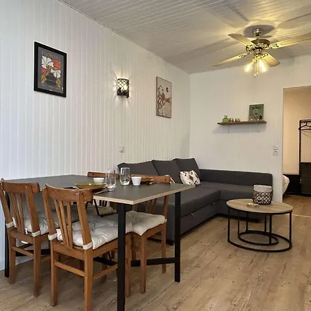 Apartment T2 Sur 2 Couchages Bn640-001