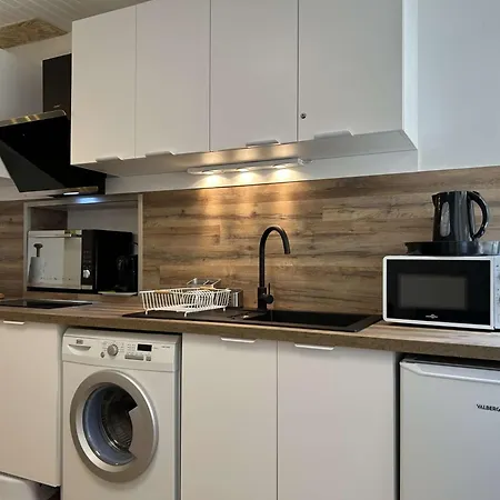 Apartment T2 Sur 2 Couchages Bn640-001