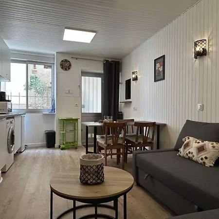 T2 Sur 2 Couchages Bn640-001